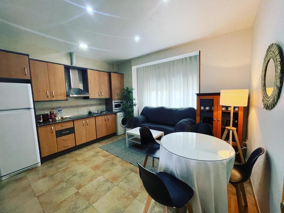 Apartamentos Colon Pondos Линарес Экстерьер фото